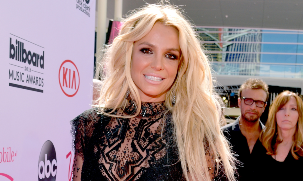 Britney Spears Puts On A British Accent, Leaves Fans Confused